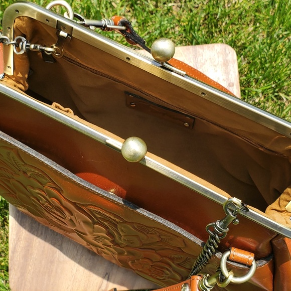 ♻️DONATED ♻️ Patricia Nash - Vintage inspired crossbody - Picture 11 of 12